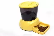 Кормушка автоматическая для кошек и собак мелких пород Feed-Ex для сухого корма,желтая, 2-2,5 кг